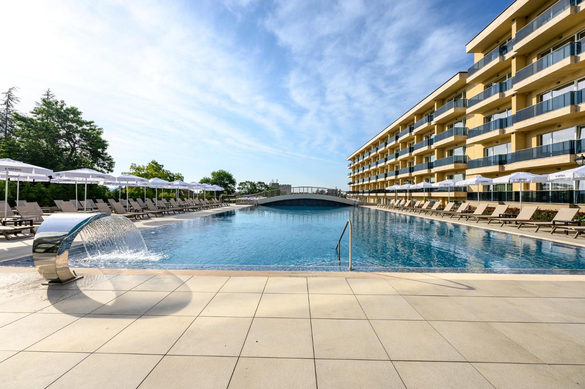 Empire Balneo & Spa Hotel Hisarya Extérieur photo