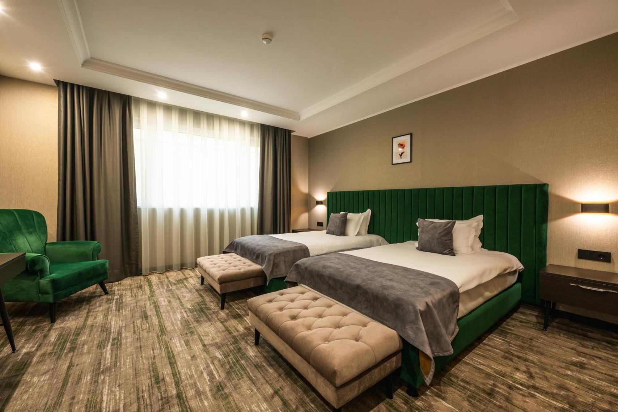 Empire Balneo & Spa Hotel Hisarya Extérieur photo