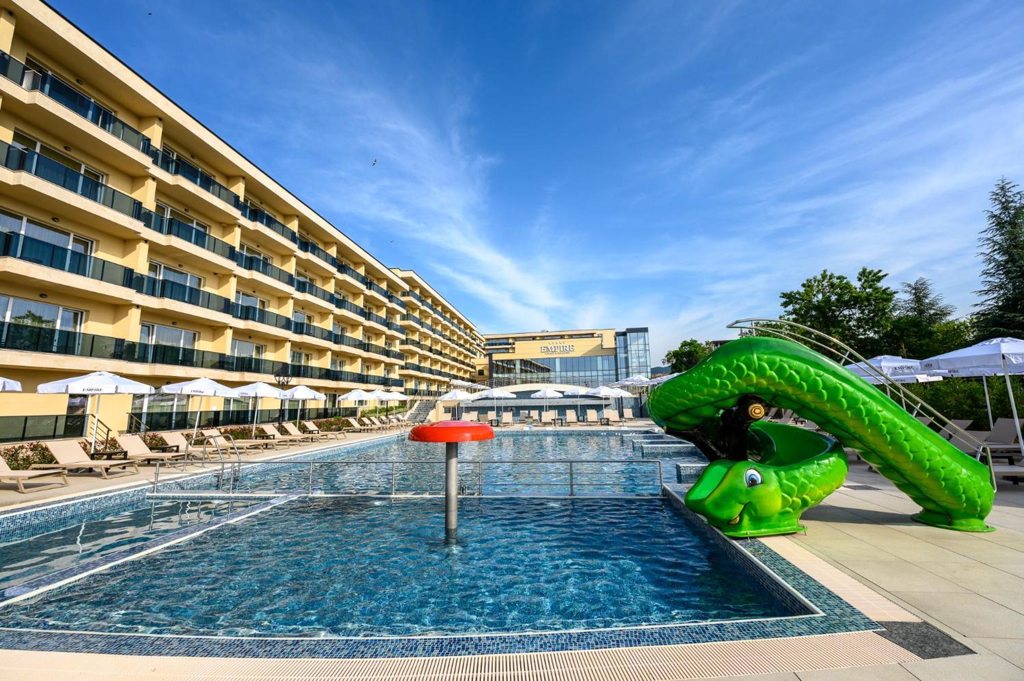 Empire Balneo & Spa Hotel Hisarya Extérieur photo