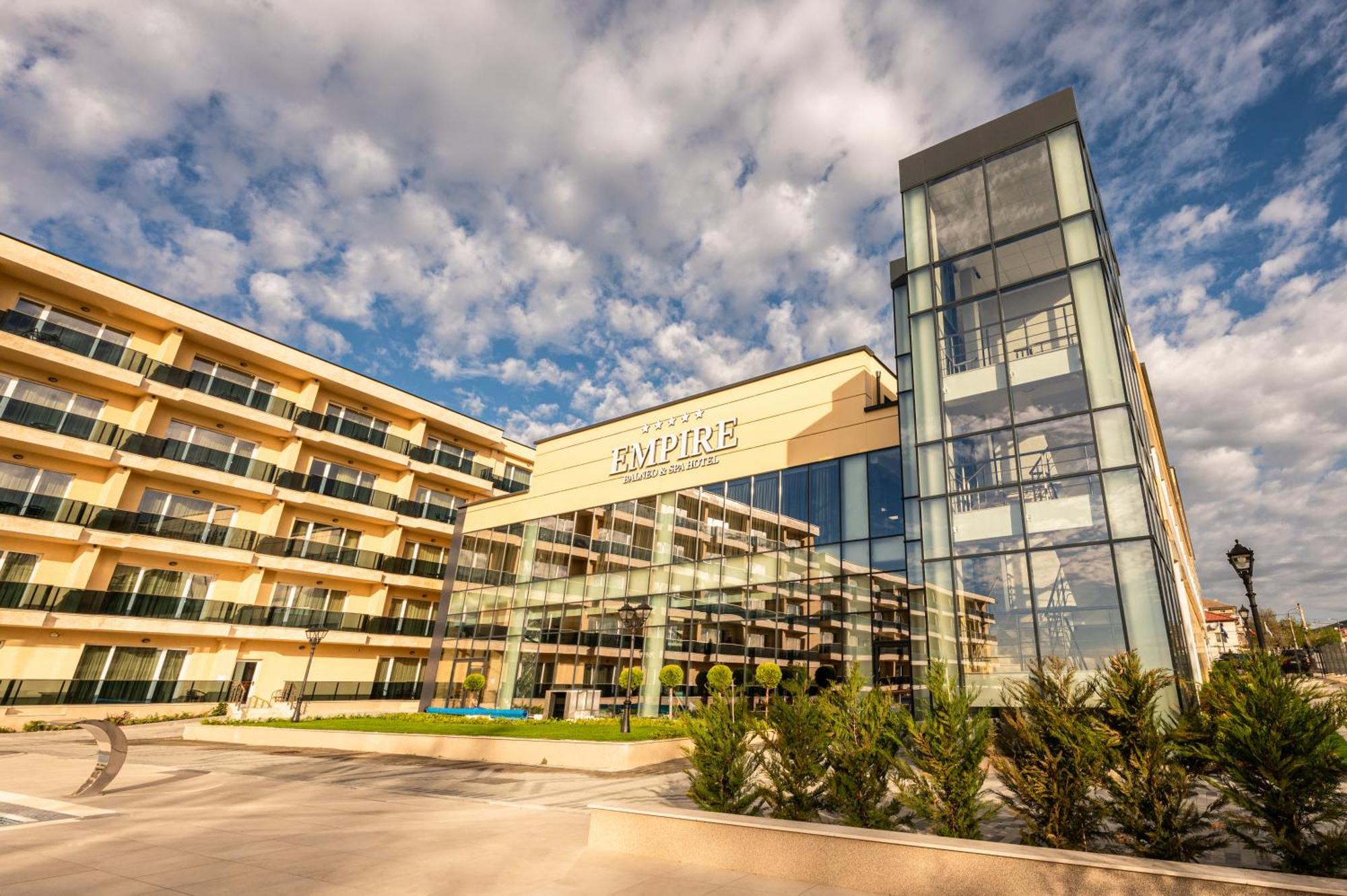 Empire Balneo & Spa Hotel Hisarya Extérieur photo
