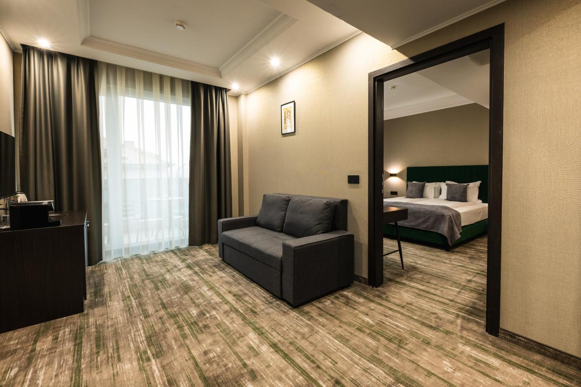 Empire Balneo & Spa Hotel Hisarya Extérieur photo